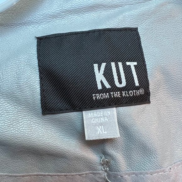 NWOT |•KUT FROM THE KLOTH•| Grey Faux Leather Ruffle Front Jacket Size XL - Picture 10 of 16